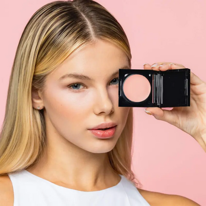 LOVILDS Under Eye Brightener with Caffeine and Peptides visibly reduces dark circles and brightens